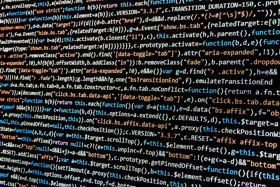 複数画面でコードを確認する作業環境のイメージ