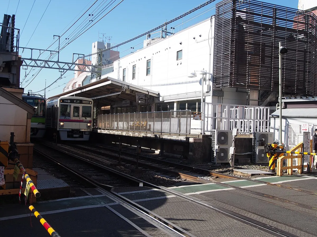 千歳烏山駅