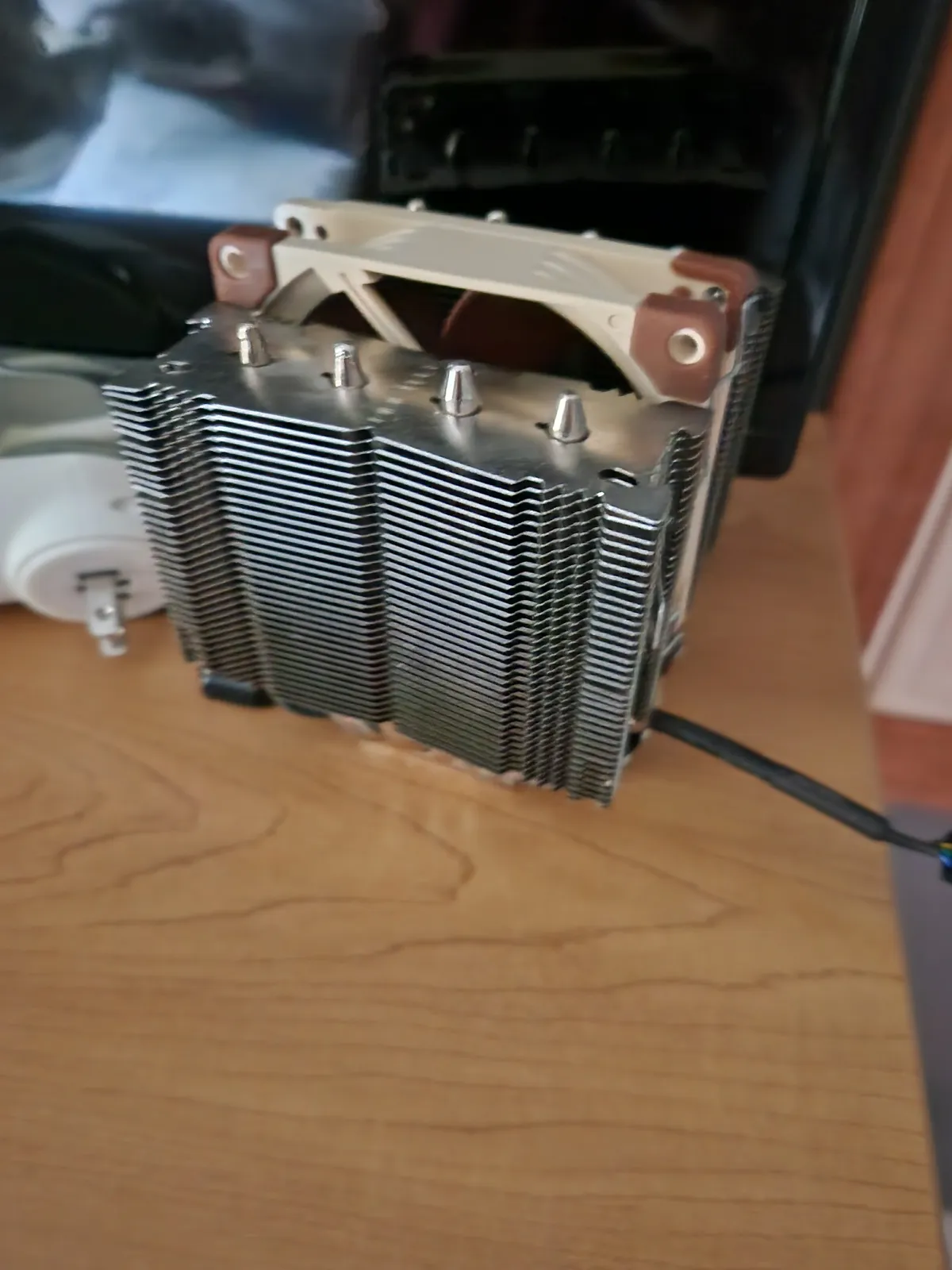 CPU用ヒートシンクを上から見た写真